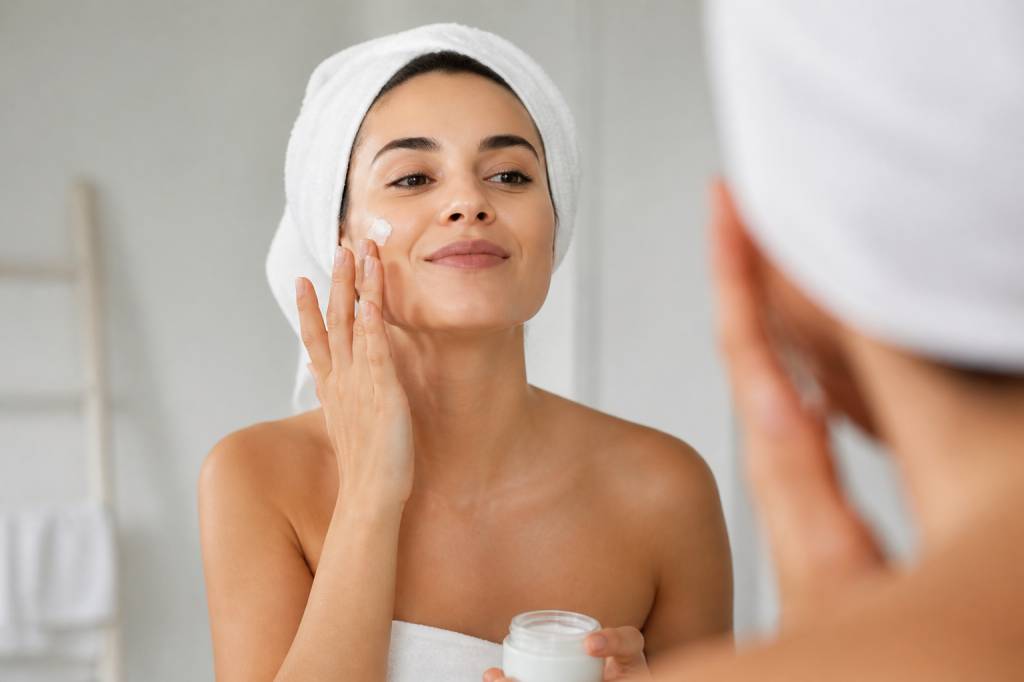 Routine visage simple pour une peau plus lumineuse au quotidien